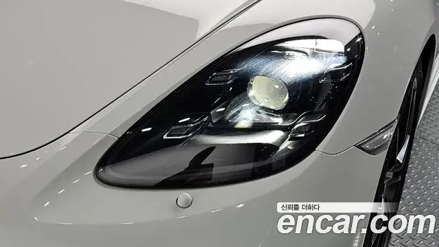 Porsche 718 Boxster 2019 — Şəkil 25/30