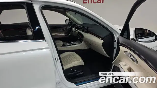 Genesis GV70 2024 — ფოტო 9/33