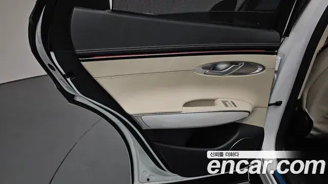 Genesis GV70 2024 — ფოტო 33/33