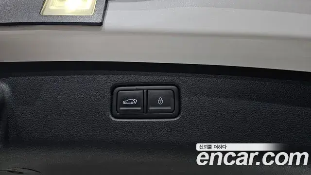 Genesis GV70 2024 — ფოტო 15/33