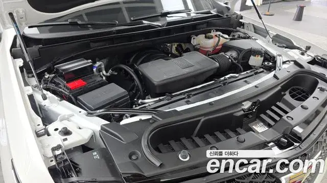 Cadillac Escalade 2025 — Photo 13/37