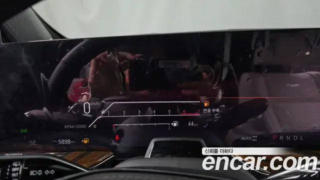 Cadillac Escalade 2025 — Photo 12/37