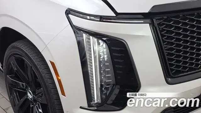 Cadillac Escalade 2025 — Photo 17/37
