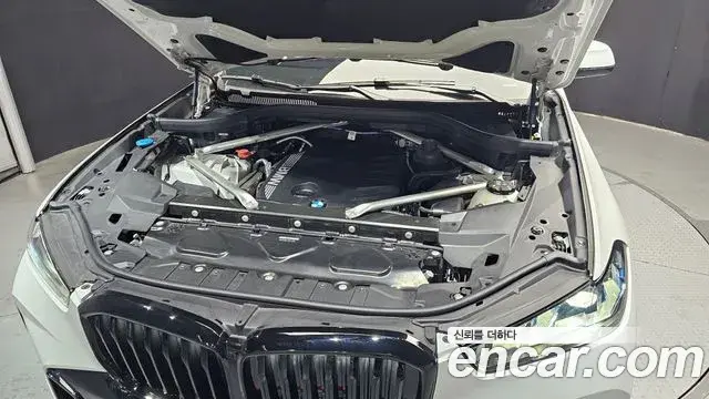 BMW X5 2025 — Photo 14/30