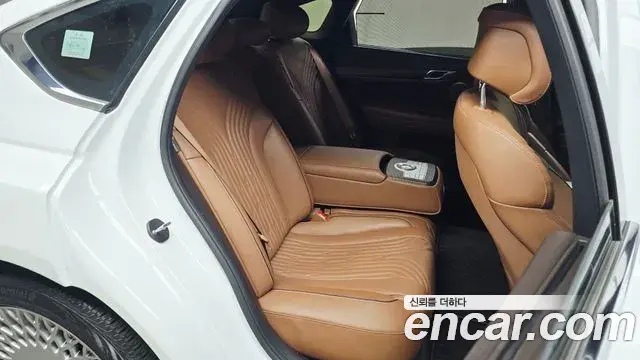 Genesis G80 2022 — Şəkil 31/33