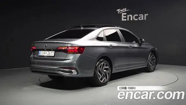 Volkswagen Jetta 2024 — ფოტო 24/36