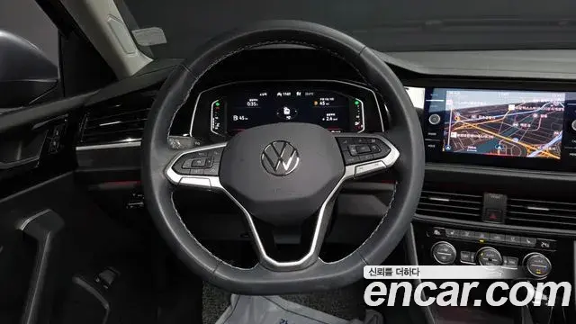 Volkswagen Jetta 2024 — ფოტო 25/36