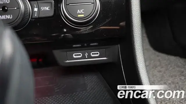 Volkswagen Jetta 2024 — ფოტო 19/36