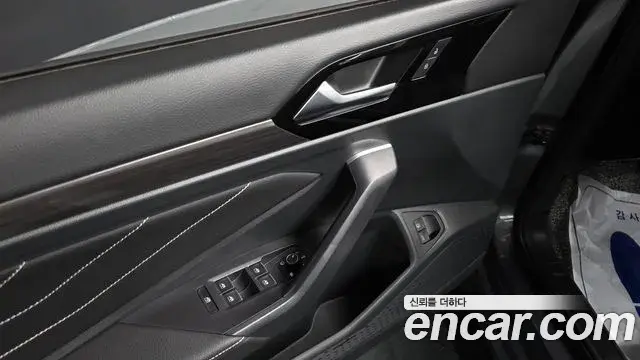Volkswagen Jetta 2024 — ფოტო 28/36