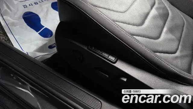Volkswagen Jetta 2024 — ფოტო 35/36