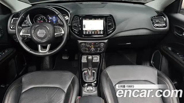 Jeep Compass 2021 — Фото 7/20
