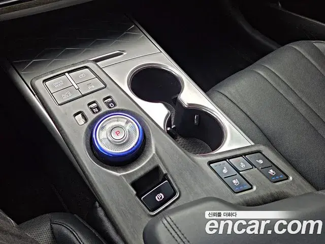 Kia K8 2023 — Şəkil 12/20