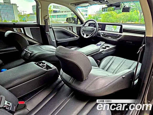 Kia K8 2023 — Şəkil 18/20