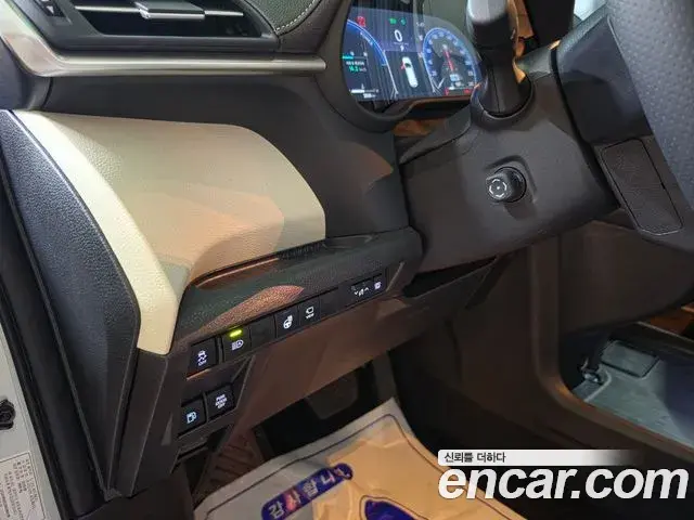 Toyota Sienna 2025 — Photo 14/20