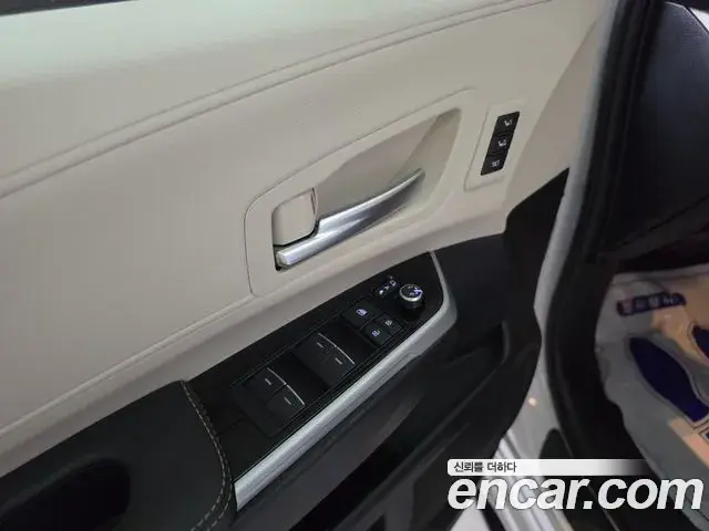 Toyota Sienna 2025 — Photo 16/20