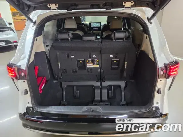 Toyota Sienna 2025 — Photo 5/20