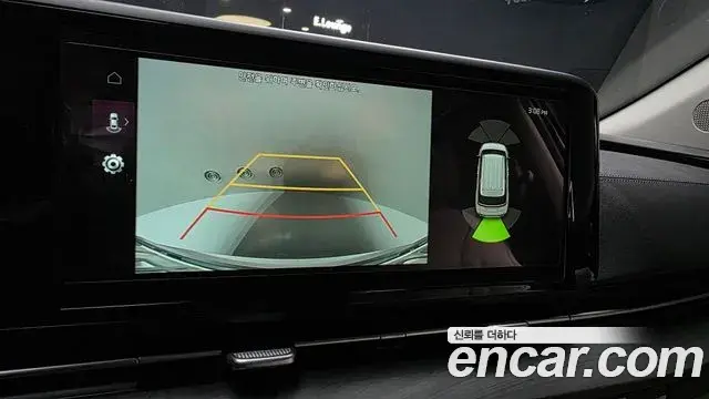 Kia Carnival 2021 — Фото 15/20