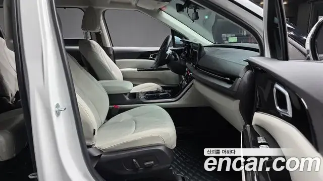 Kia Carnival 2021 — Şəkil 3/38