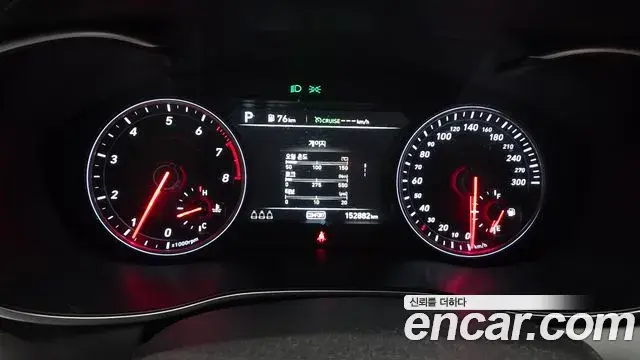Genesis G70 2019 — ფოტო 19/20