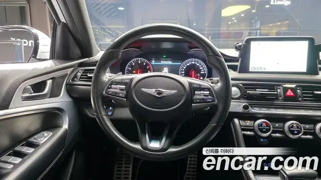 Genesis G70 2019 — ფოტო 18/20