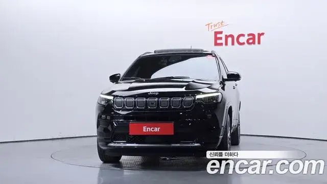 Jeep Compass 2022 — ფოტო 4/35