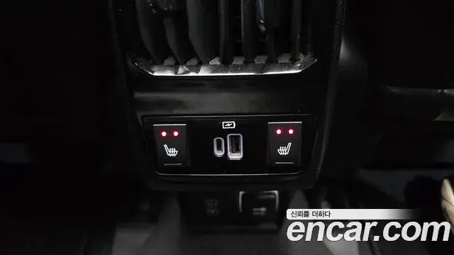 Jeep Compass 2022 — ფოტო 9/35
