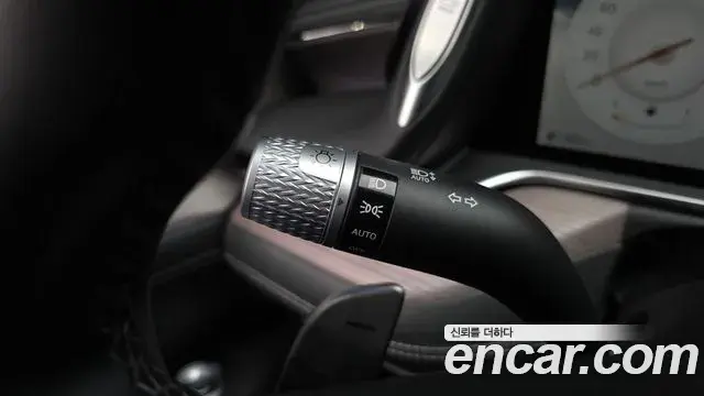 Genesis G90 2024 — Photo 18/36