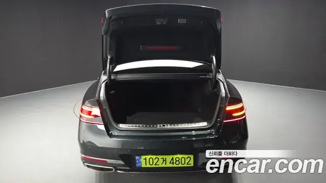 Genesis G90 2024 — Photo 13/36