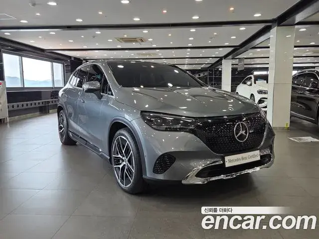 Mercedes-Benz EQE SUV 2025 — Şəkil 3/20