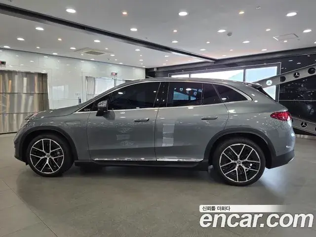 Mercedes-Benz EQE SUV 2025 — Şəkil 16/20