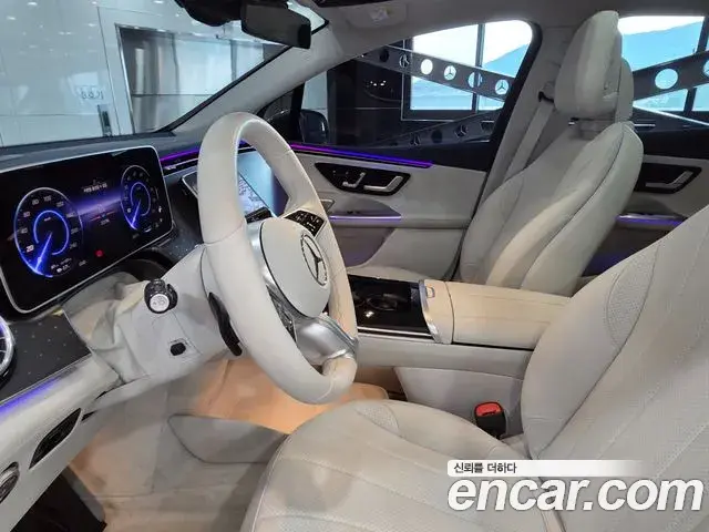 Mercedes-Benz EQE SUV 2025 — Şəkil 11/20
