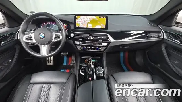 BMW 5 Series 2021 — ფოტო 9/32