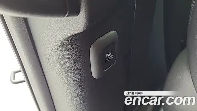 Toyota Sienna 2025 — Photo 10/20