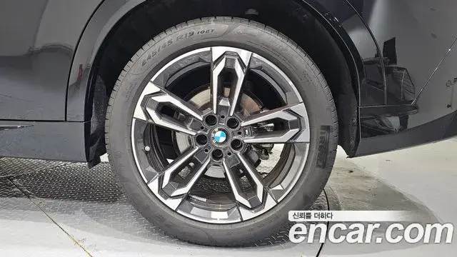 BMW X2 2025 — Şəkil 18/36