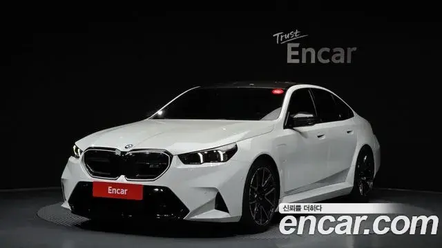 BMW M5 2025 — ფოტო 2/20