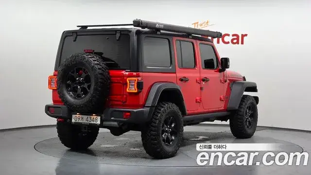 Jeep Wrangler 2018 — Photo 12/28