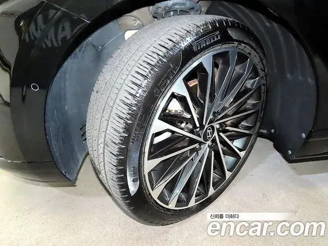 Hyundai Grandeur Hybrid 2025 — Photo 10/20
