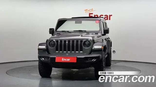 Jeep Wrangler 2019 — Şəkil 16/28