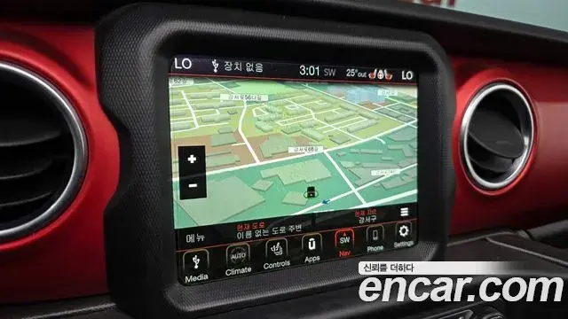 Jeep Wrangler 2019 — Şəkil 6/28