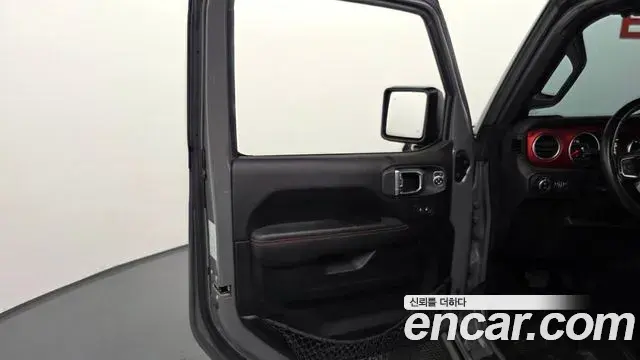 Jeep Wrangler 2019 — Şəkil 2/28