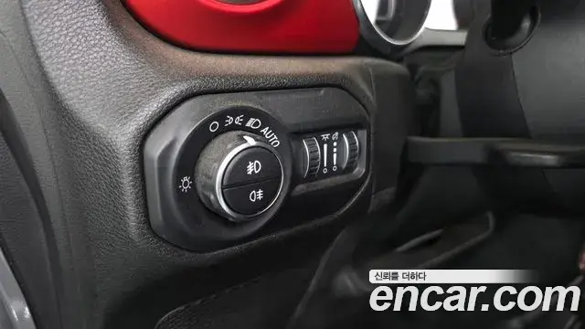 Jeep Wrangler 2019 — Şəkil 4/28