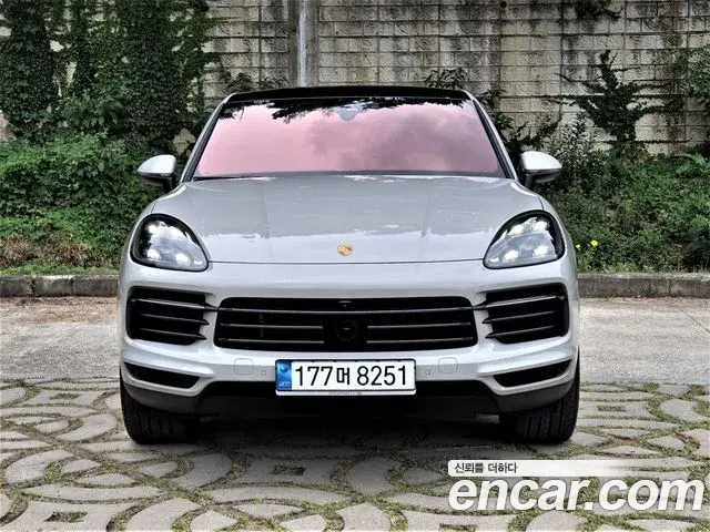 Porsche Cayenne 2023 — Photo 7/20