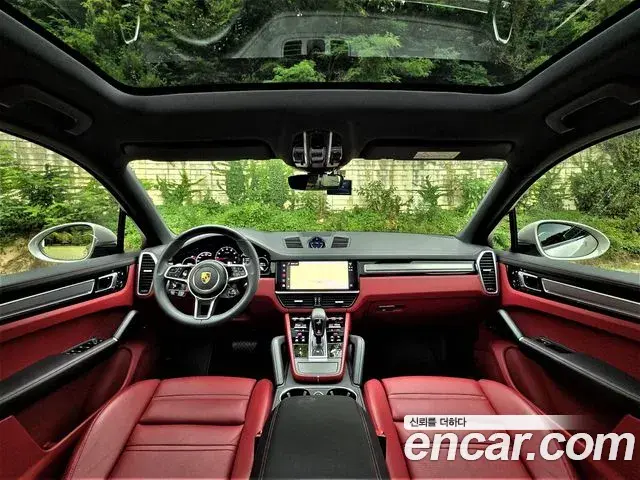 Porsche Cayenne 2023 — Photo 4/20