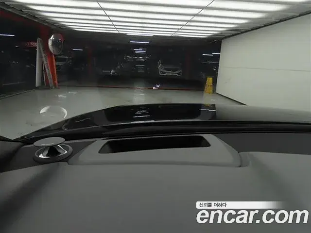 Audi A8 2021 — ფოტო 19/20