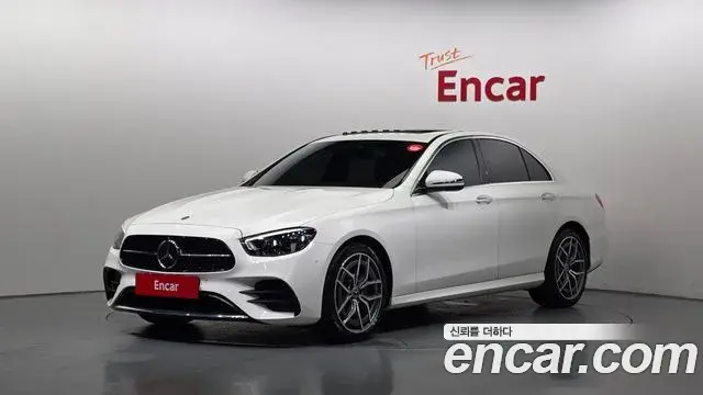 Mercedes-Benz E-Class 2020 — Фото 1/20