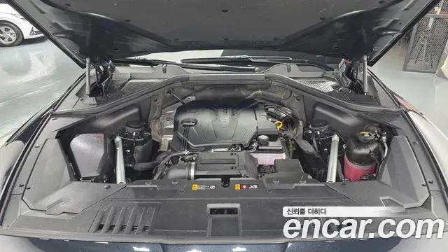 Genesis GV80 2025 — ფოტო 30/36