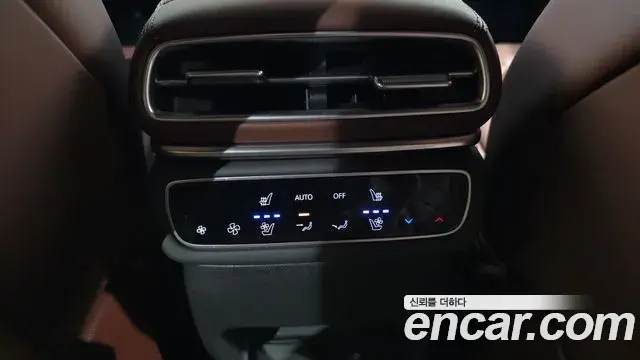 Genesis GV80 2025 — ფოტო 28/36