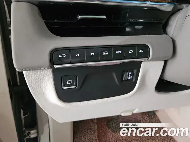 Cadillac Escalade 2021 — Şəkil 14/20