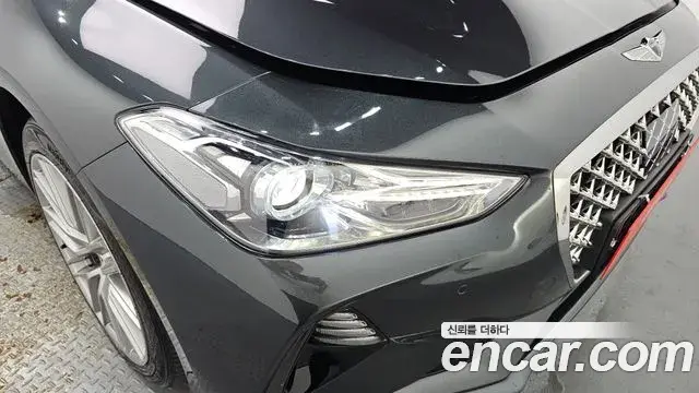 Genesis G70 2019 — ფოტო 19/31