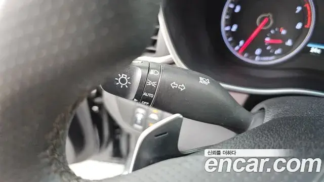 Genesis G70 2019 — ფოტო 4/31